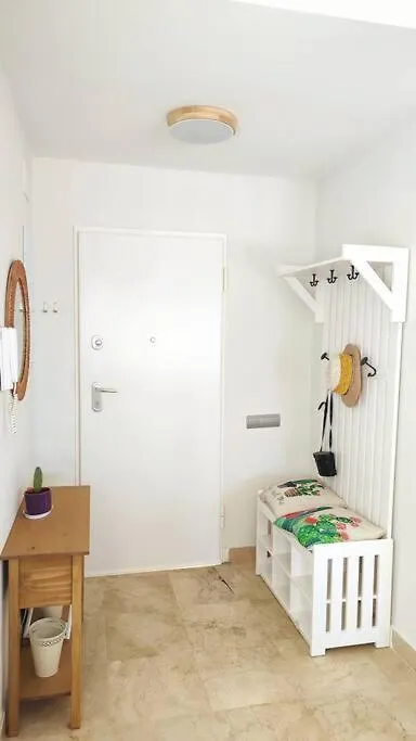 Atico Con Agradables Vistas Apartment Alcaidesa Spain