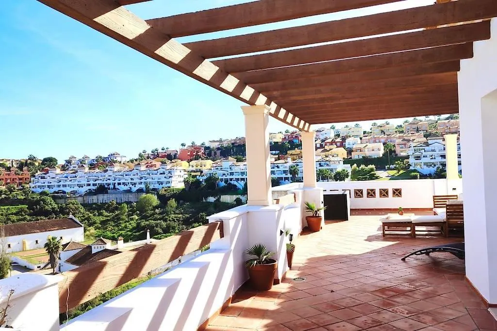 Atico Con Agradables Vistas Apartment Alcaidesa Spain